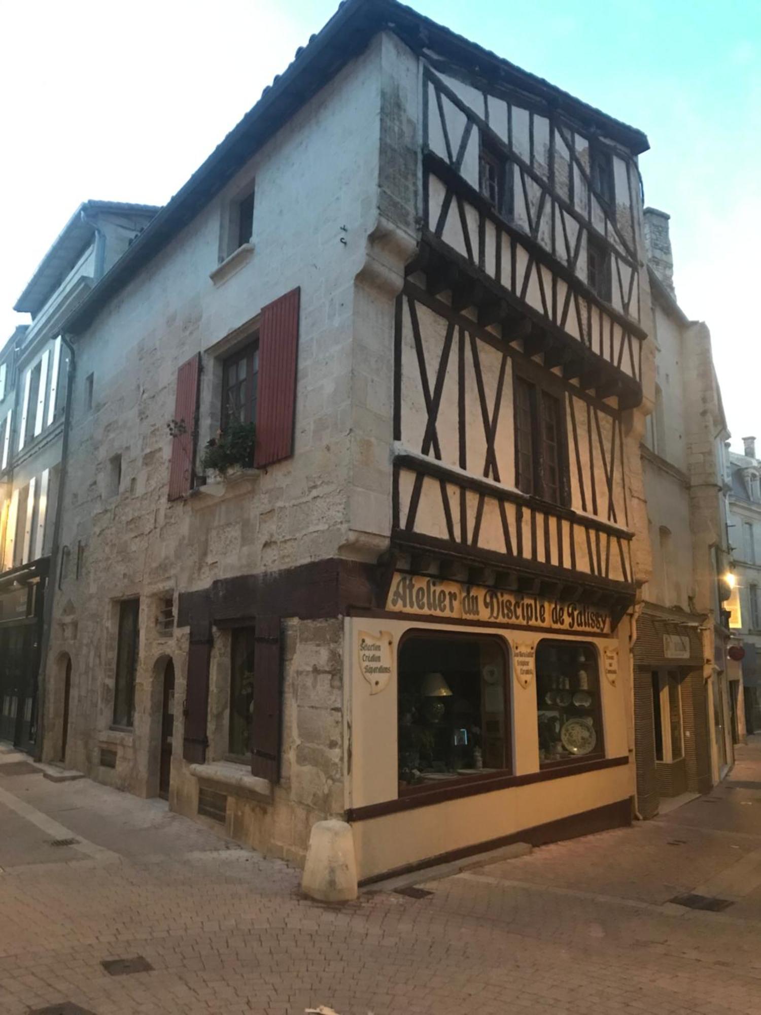 Super Studio Coup De Coeur Niort Dış mekan fotoğraf